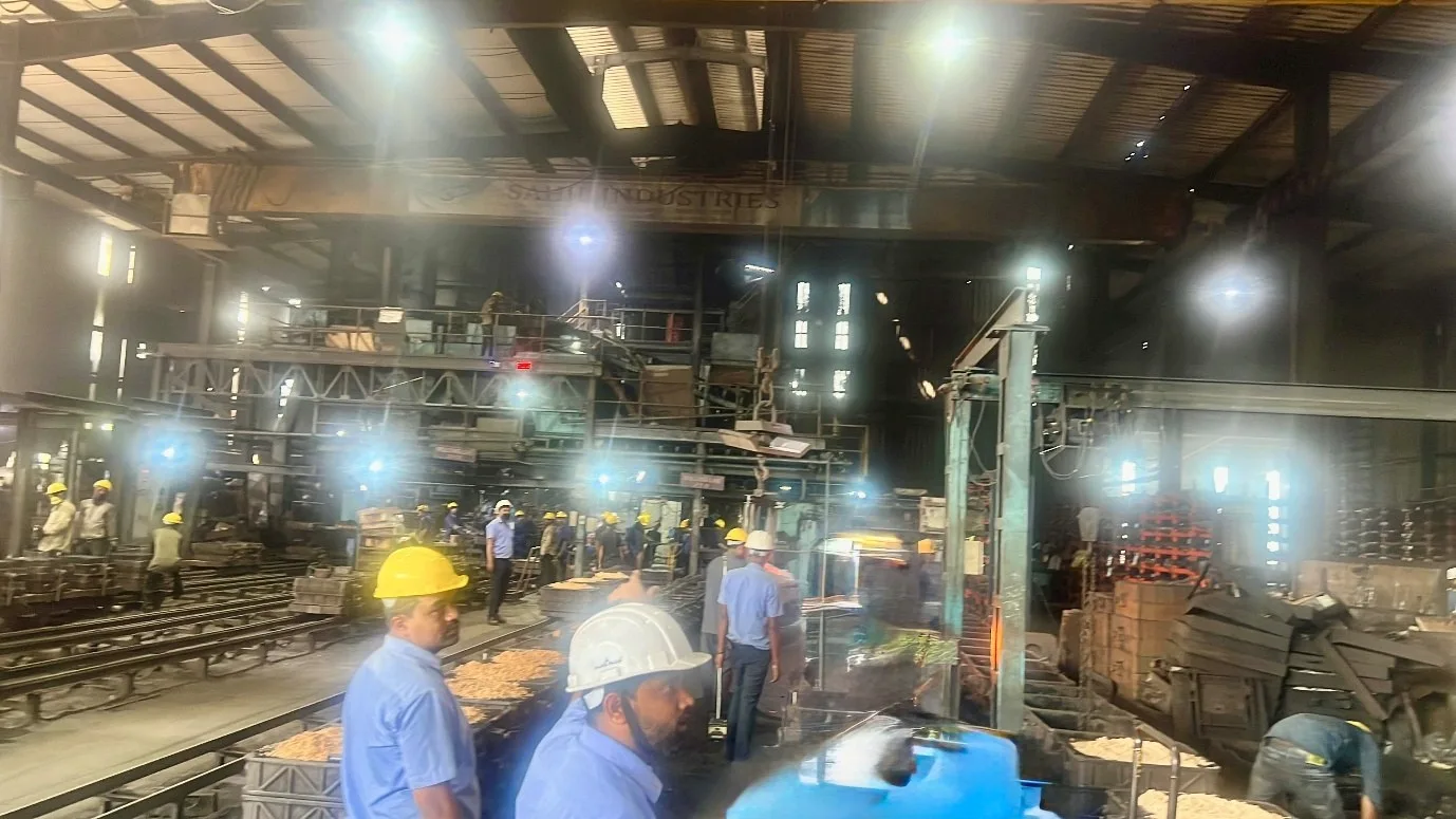 Sand casting moulding line on the floor of a VIA INDIGOS partner foundry in India where NDT inspection runs on safety critical and pressure rated castings